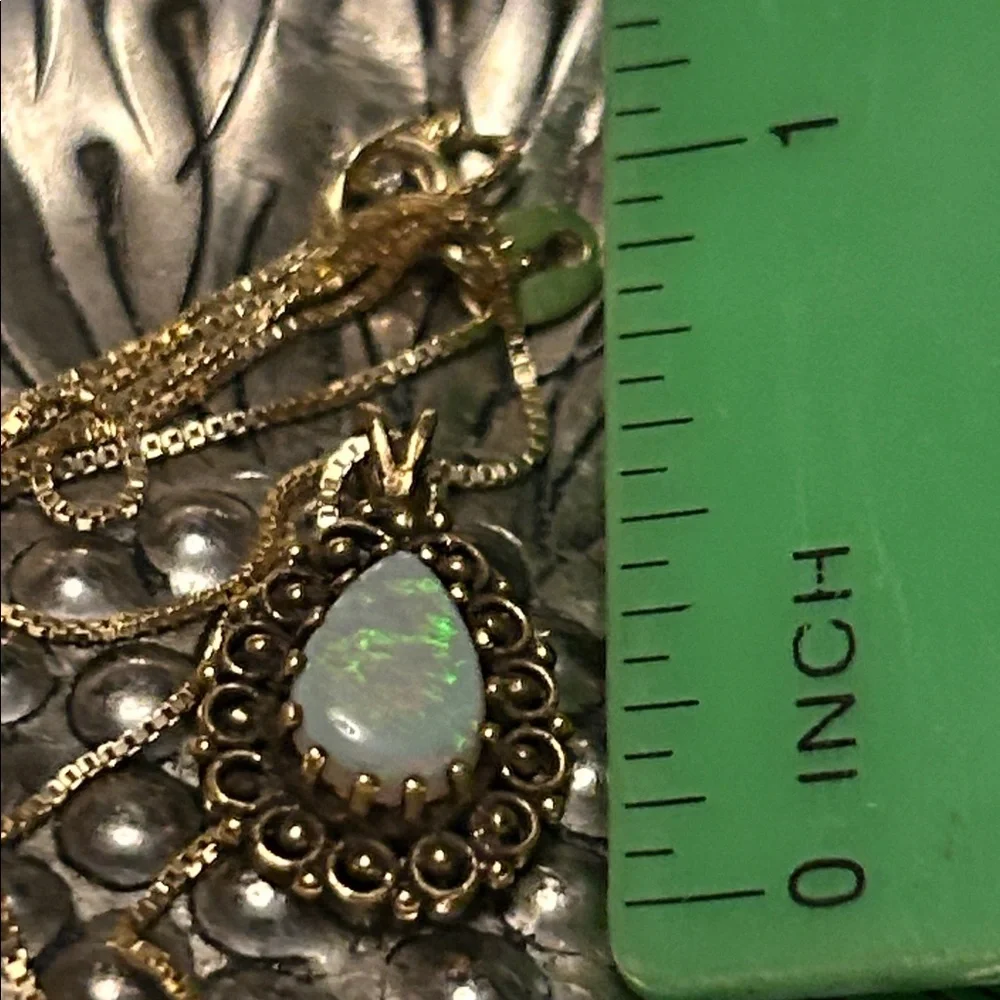 Vintage 14K Opal Pendant on a Gold Vermeil 925 Chain Necklace